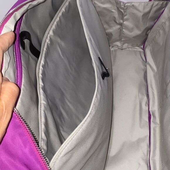 Victorinox Victoria Divine Laptop Boarding Tote Swiss Army Laptop Bag Fuchsia - Picture 14 of 17